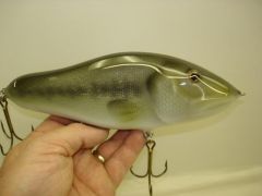 Largemouth Bass ......... Musky lure