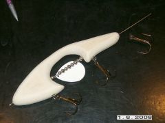 7.5" Glide Bait with Spinner Blade