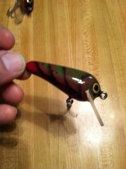 Red and green cedar crank