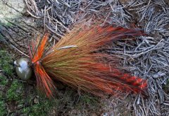 Bucktail and hackle